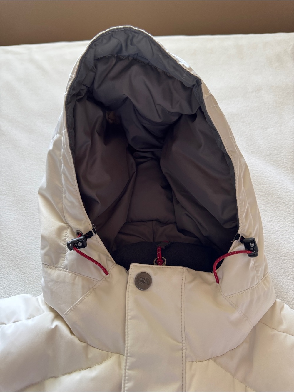 The North Face puffer coat - Picture 14 of 15